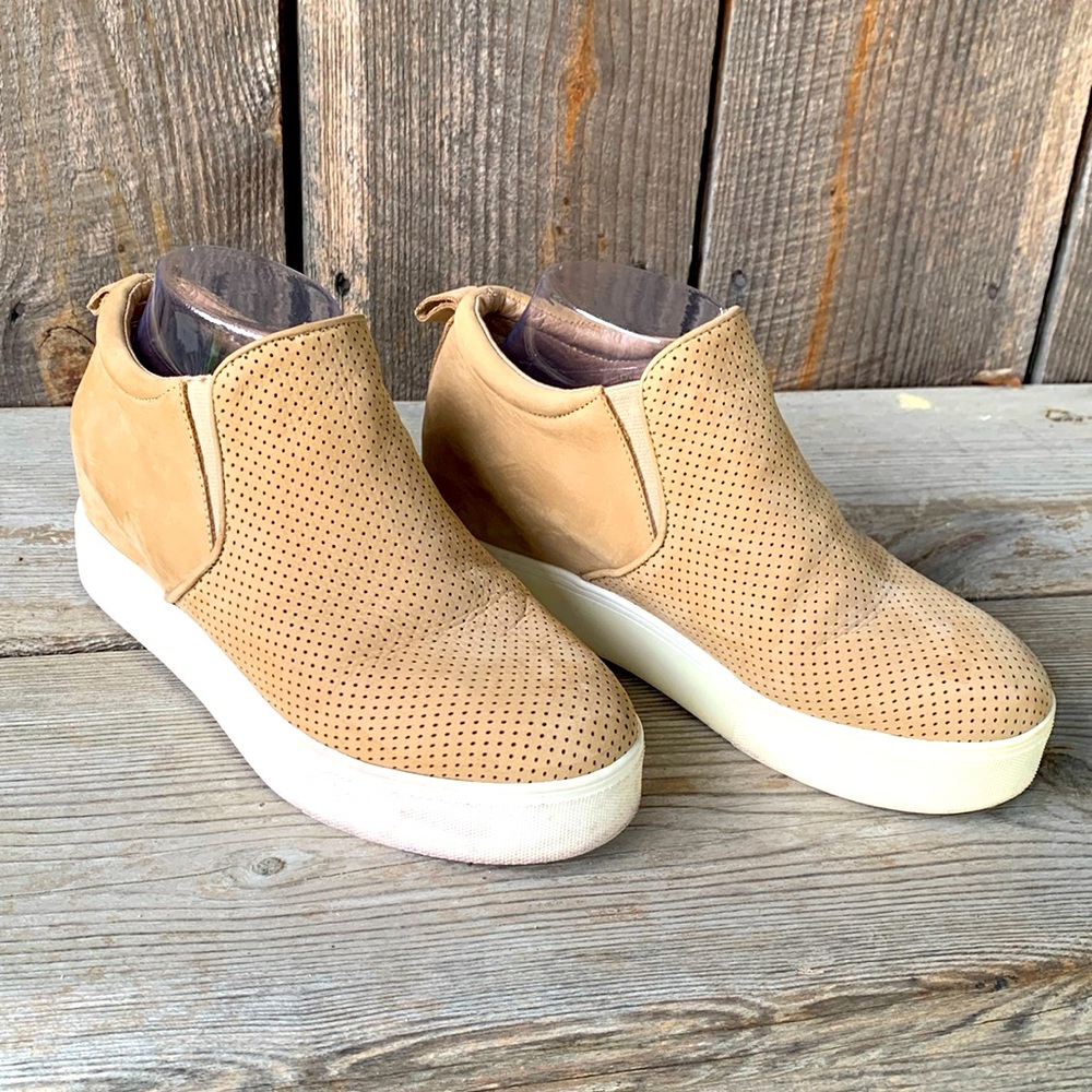 J/slides NYC Ankle booties